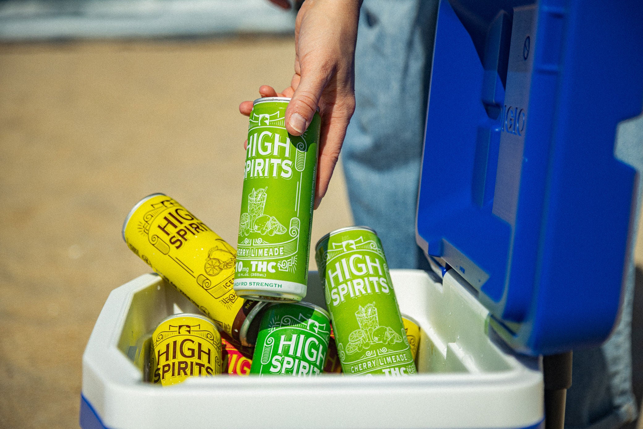 Cherry Limeade: A bold fusion of juicy cherry and zesty lime
